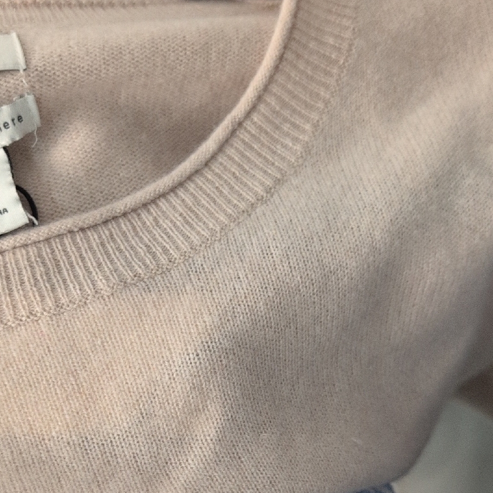 Rachael Zoe 100% Cashmere Sweaters - Picture 7 of 7